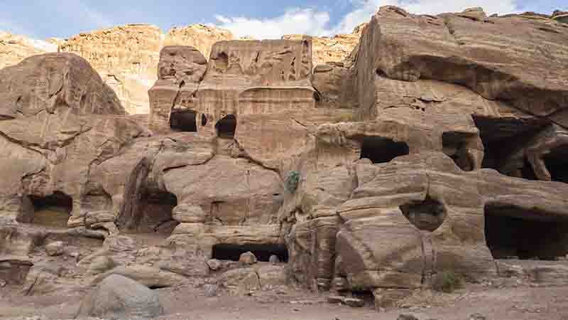 30 - Jordania - Petra - calle de Las Fachadas